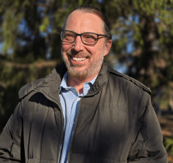 Jason Headshot Bloomington 1 (2)